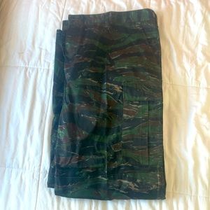 Tiger Stripe camo pants 2X large